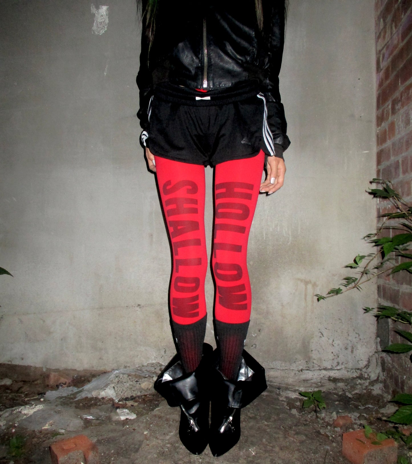 SHALLOW/HOLLOW Tights (RED)